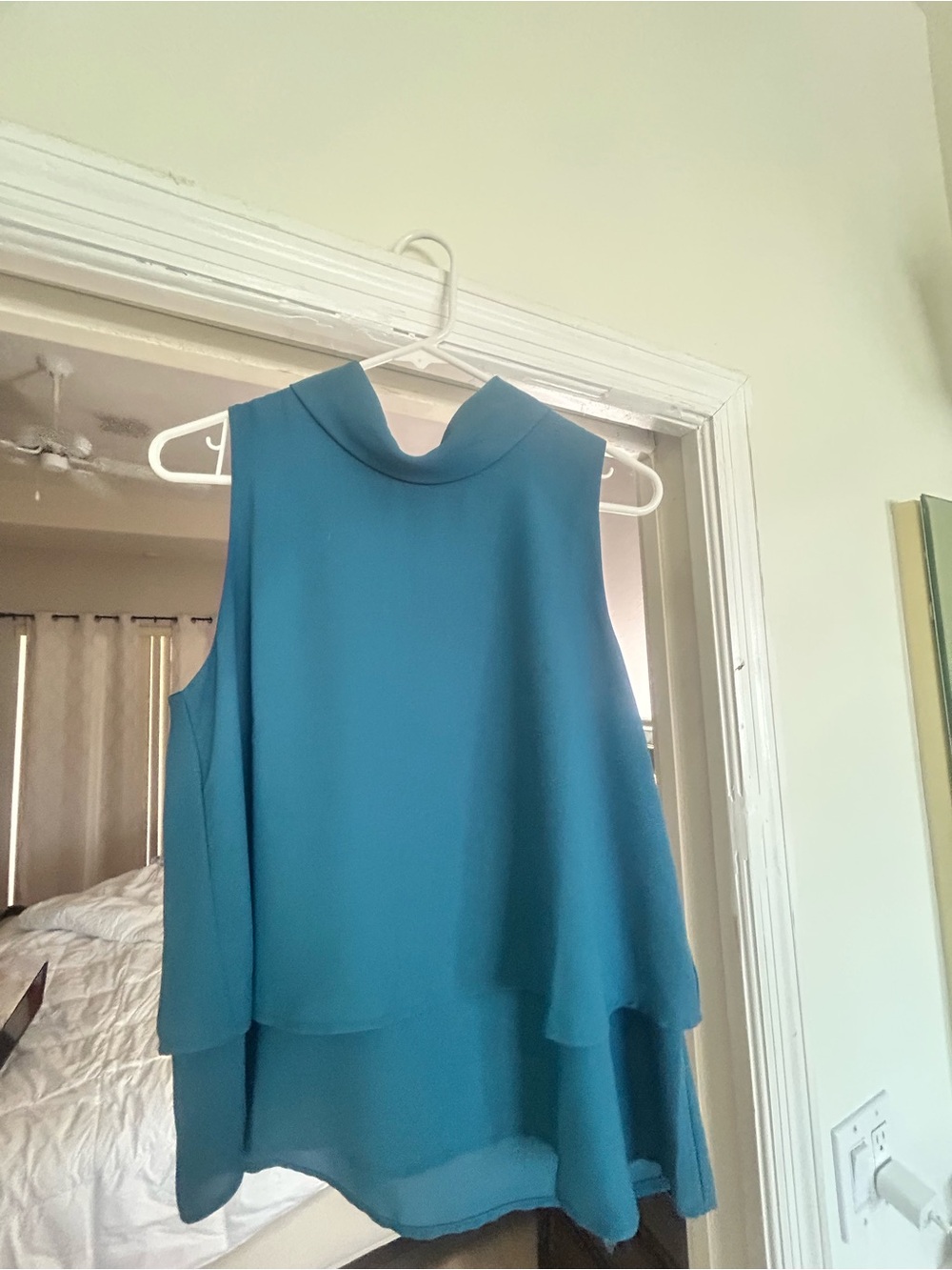 Monteau Teal Layered Sleeveless Top